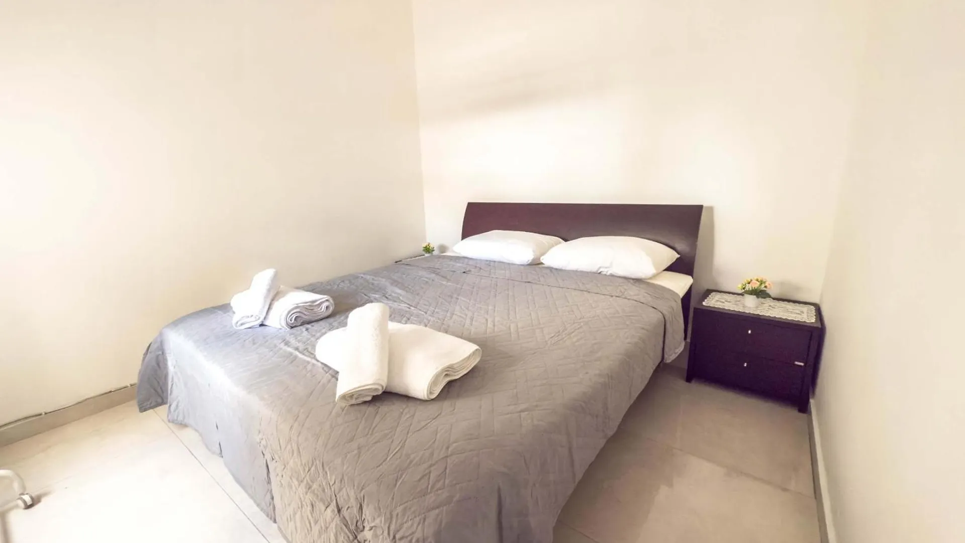 Napa Central Apartment 圣纳帕